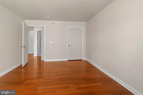 2702 Lighthouse Pt E #631, Baltimore, MD 21224 photo 21