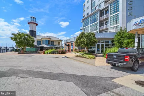 2702 Lighthouse Pt E #631, Baltimore, MD 21224 photo 40
