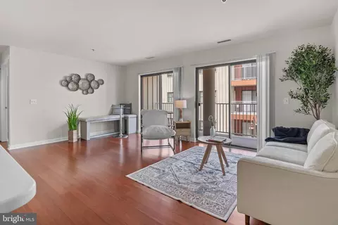 2702 Lighthouse Pt E #631, Baltimore, MD 21224 photo 7