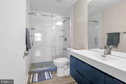 2702 Lighthouse Pt E #631, Baltimore, MD 21224 photo 15