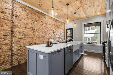 Kitchen - 3635 Chestnut Ave, Baltimore, MD 21211 photo 2 of 7