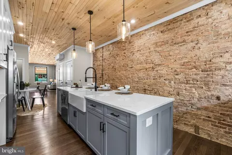 Kitchen - 3635 Chestnut Ave, Baltimore, MD 21211 photo 3 of 7
