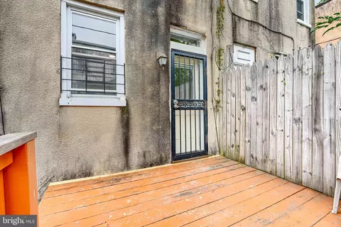 Exterior - 612 Cator Ave, Baltimore, MD 21218 photo 5 of 7