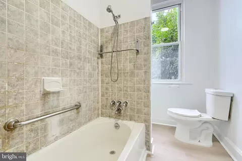 Bath - 612 Cator Ave, Baltimore, MD 21218 photo 2 of 3