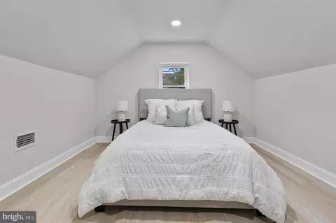 Bedroom - 5305 Barbara Ave, Baltimore, MD 21206 photo 5 of 7