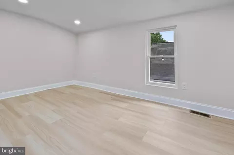 Bedroom - 5305 Barbara Ave, Baltimore, MD 21206 photo 4 of 7