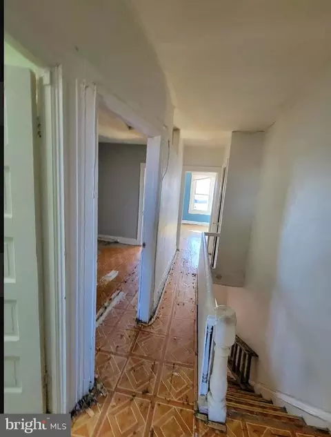 728 Bartlett Ave, Baltimore, MD 21218 photo 4