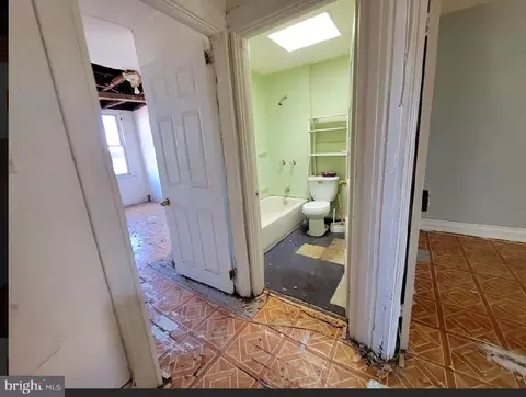 728 Bartlett Ave, Baltimore, MD 21218 photo 3