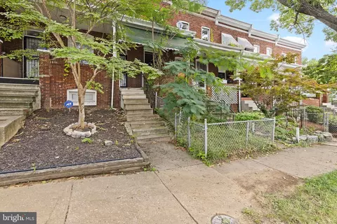 Exterior - 616 E 30th St, Baltimore, MD 21218 photo 2 of 2