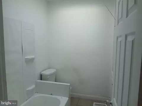 3409 Lyndale Ave, Baltimore, MD 21213 photo 9