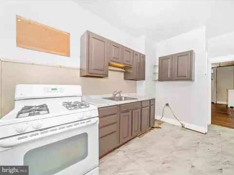 Kitchen - 3805 Harlem Ave, Baltimore, MD 21229 photo 2 of 2