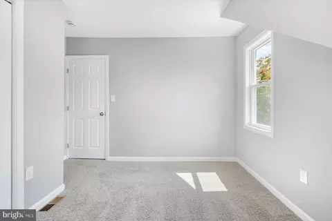 Bedroom - 5406 Hamlet Ave, Baltimore, MD 21214 photo 4 of 4