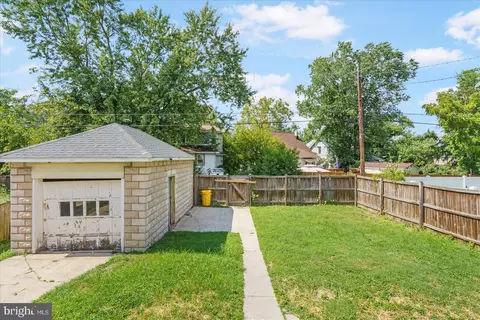 Exterior - 5406 Hamlet Ave, Baltimore, MD 21214 photo 2 of 2
