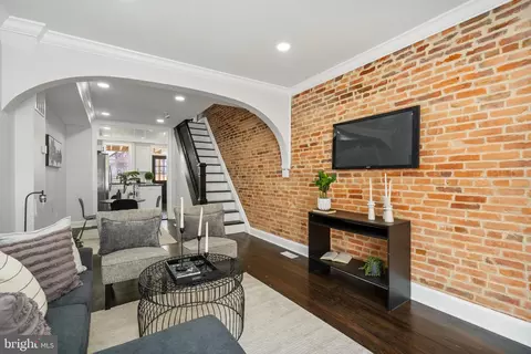 736 S Curley St, Baltimore, MD 21224