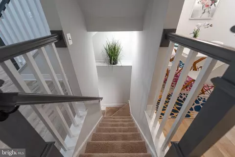Entry Way - 1005 Union Ave, Baltimore, MD 21211 photo 7 of 15