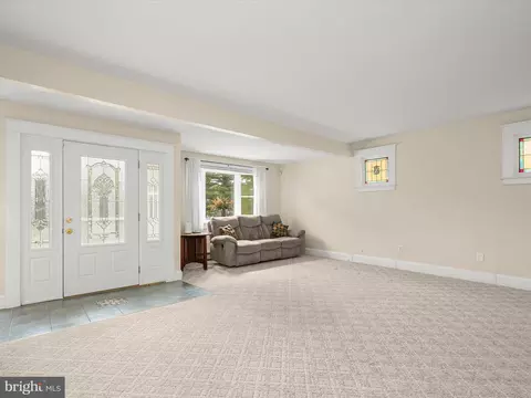 2906 Sylvan Ave, Baltimore, MD 21214 photo 4