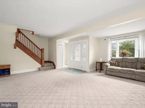 2906 Sylvan Ave, Baltimore, MD 21214 photo 5
