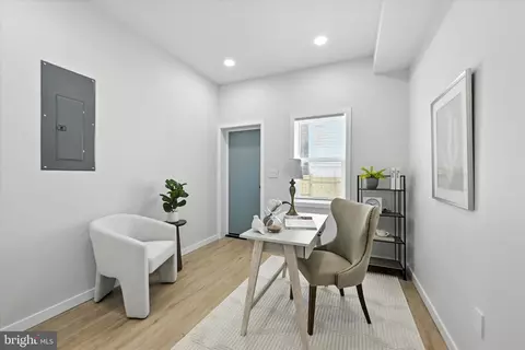Entry Way - 342 E Federal St, Baltimore, MD 21202 photo 5 of 7