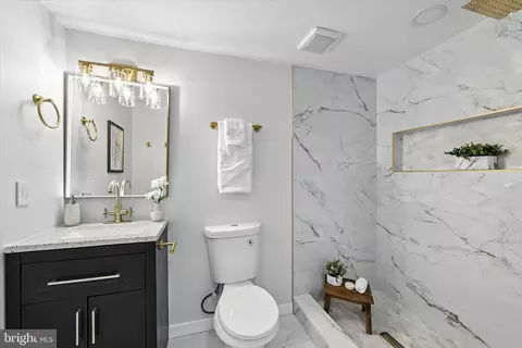 Bath - 342 E Federal St, Baltimore, MD 21202 photo 6 of 6