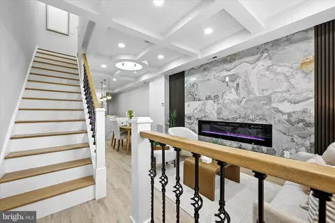 Entry Way - 342 E Federal St, Baltimore, MD 21202 photo 1 of 7