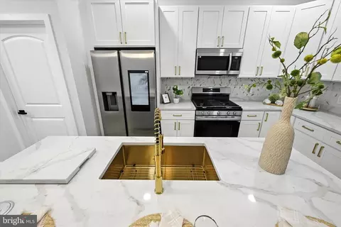 Kitchen - 342 E Federal St, Baltimore, MD 21202 photo 3 of 3