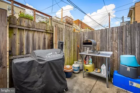 Exterior - 710 S Glover St, Baltimore, MD 21224 photo 3 of 3