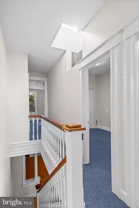Entry Way - 618 Denison St, Baltimore, MD 21229 photo 7 of 9