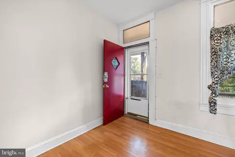 Entry Way - 618 Denison St, Baltimore, MD 21229 photo 1 of 9