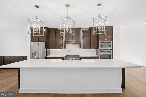 Kitchen - 117 E Cromwell St # B, Baltimore, MD 21230 photo 2 of 2