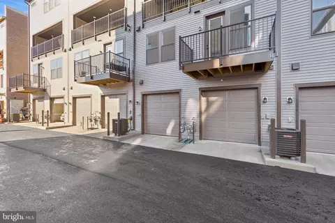 Exterior - 117 E Cromwell St # B, Baltimore, MD 21230 photo 3 of 3