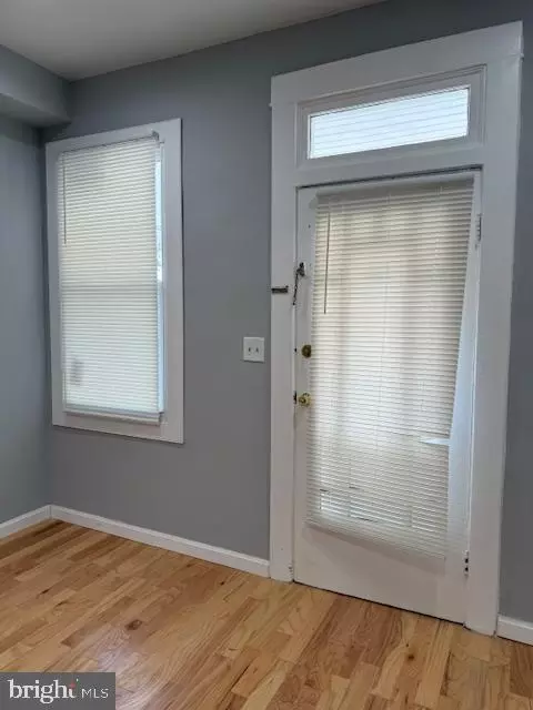 Entry Way - 2802 Sunset Dr, Baltimore, MD 21223 photo 1 of 8