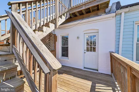 Exterior - 614 S Curley St, Baltimore, MD 21224 photo 4 of 6
