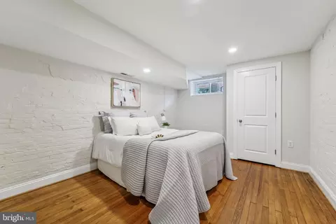Bedroom - 614 S Curley St, Baltimore, MD 21224 photo 3 of 4
