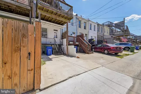 Exterior - 614 S Curley St, Baltimore, MD 21224 photo 3 of 6