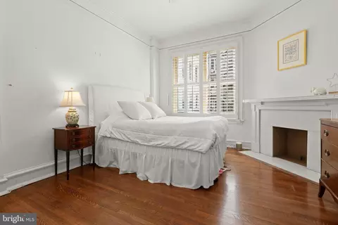 Bedroom - 700 Washington Pl #2D, Baltimore, MD 21201 photo 2 of 6