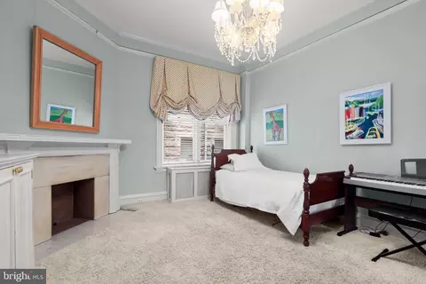 Bedroom - 700 Washington Pl #2D, Baltimore, MD 21201 photo 6 of 6