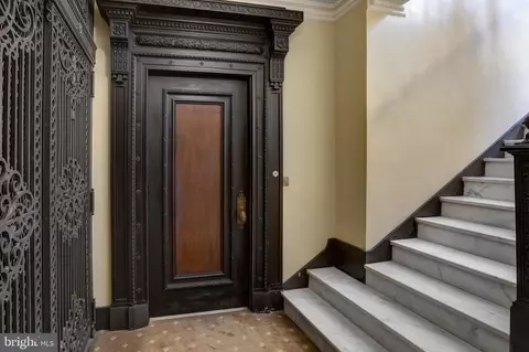 Entry Way - 700 Washington Pl #2D, Baltimore, MD 21201 photo 5 of 5