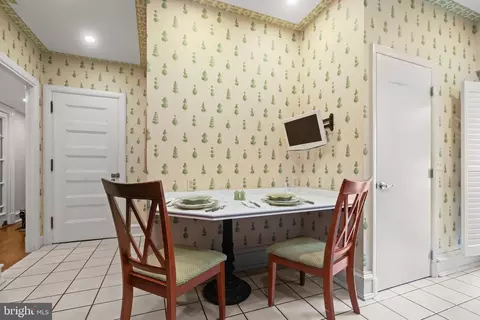 Dining - 700 Washington Pl #2D, Baltimore, MD 21201 photo 4 of 4