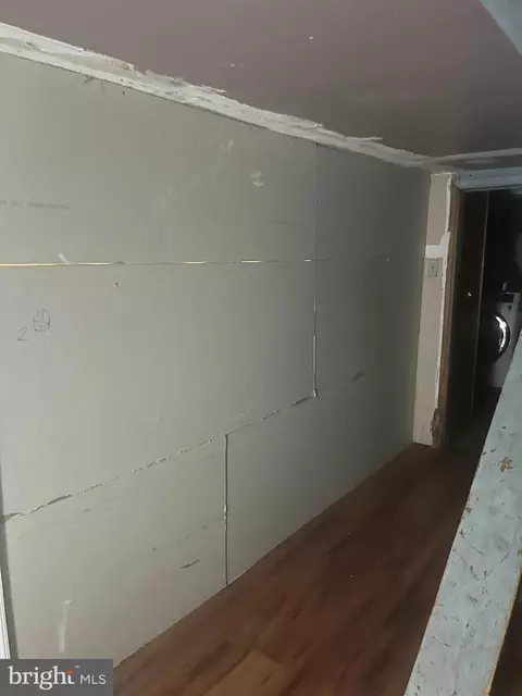 Entry Way - 3609 Fayette St E, Baltimore, MD 21224 photo 5 of 7