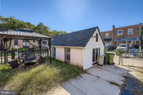 Exterior - 4701 Dunkirk Ave, Baltimore, MD 21229 photo 5 of 5