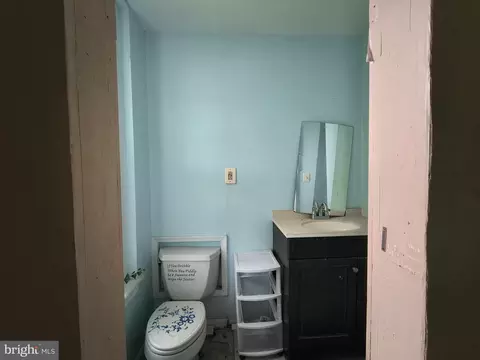Entry Way - 1721 N Regester St, Baltimore, MD 21213 photo 9 of 9