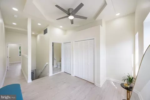 Entry Way - 1004 Bennett Pl, Baltimore, MD 21223 photo 6 of 6