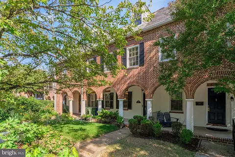 416 Southway, Baltimore, MD 21218