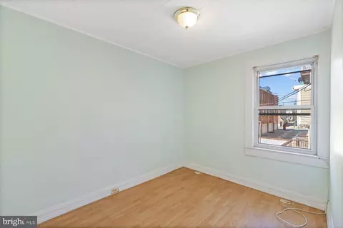 Bedroom - 806 S Highland Ave, Baltimore, MD 21224 photo 1 of 3