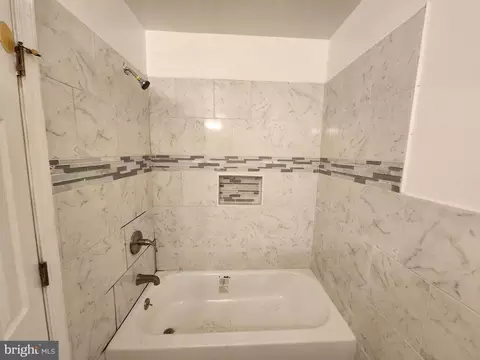 Bath - 505 E 26th St, Baltimore, MD 21218 photo 3 of 3