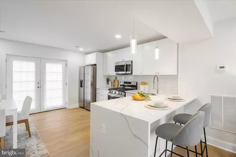 606 Charraway Rd, Baltimore, MD 21229 photo 10
