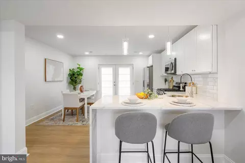 606 Charraway Rd, Baltimore, MD 21229 photo 9