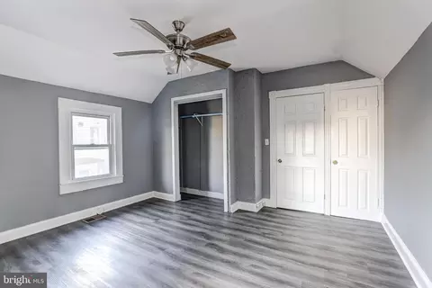 Entry Way - 2404 Puget St, Baltimore, MD 21230 photo 5 of 6