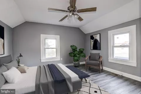 Bedroom - 2404 Puget St, Baltimore, MD 21230 photo 3 of 3