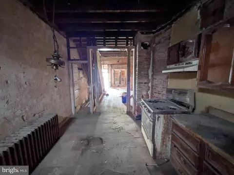 1348 James St, Baltimore, MD 21223 photo 16